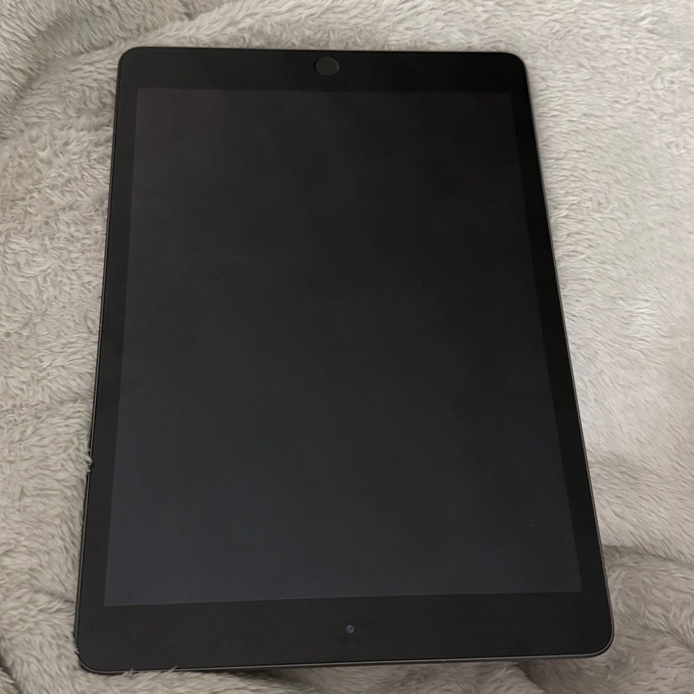 Apple IPad 7th generation - Picture 8 of 8
